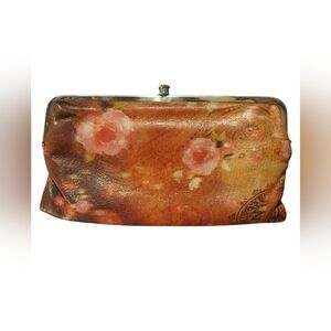 HOBO Lauren Clutch In Vintage Floral